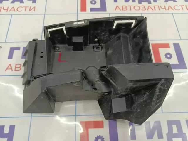 Кронштейн заднего бампера левый Volvo XC90 30678277