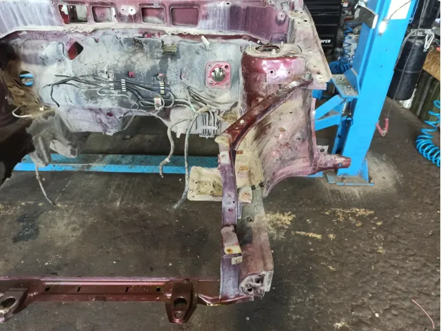 Лонжерон передний левый Vortex Tingo