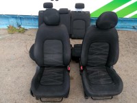 Комплект сидений Kia Ceed 2014 Отличное состояние Передние сидения с обогревом и Airbag.