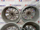 Комплект оригинальных литых дисков Mersedes R20 5*112