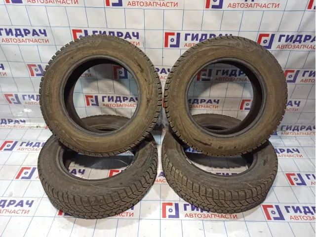Комплект зимних шин Viatti Brina Nordico 185/65 R15