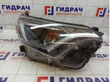 Фара правая Toyota RAV 4 8113042650