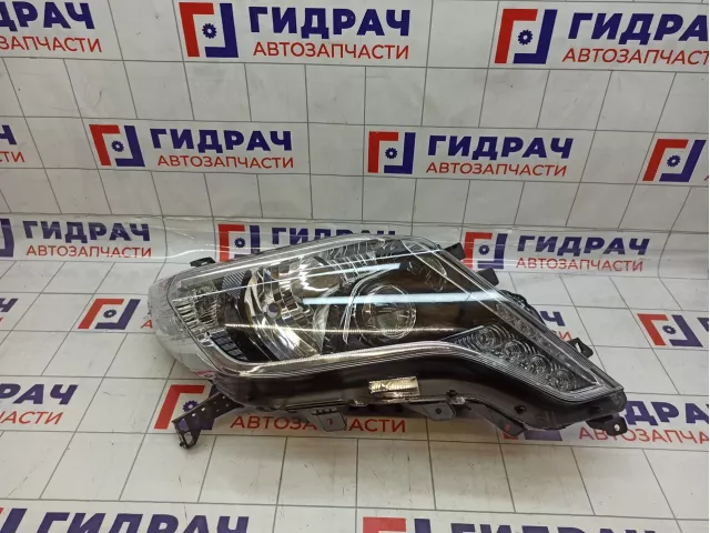 Фара правая Toyota Land Cruiser (150) Prado 8114560J20