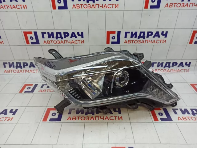 Фара правая Toyota Land Cruiser (150) Prado 8114560J20