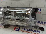 Фара правая Toyota Land Cruiser (200) 8110560K12