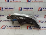 Фара правая Toyota Land Cruiser (200) 8110560K12