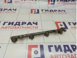 Топливная рейка (рампа) 2381428031 TOYOTA Отличное