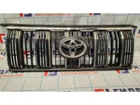 Решетка радиатора Toyota Land Cruiser Prado 150 5311160B10. Дефект. Трещина.