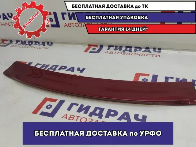 Накладка крышки багажника Toyota C-HR (NGX10) 76812F4010.