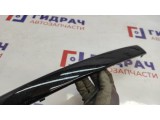 Накладка переднего бампера правая BMW 1 (E82) 51117185132. Царапины.