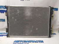 Радиатор основной Hyundai Sonata NF 253103K180 Отличное состояние.