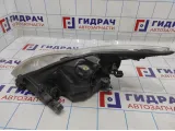 Фара правая Ford Focus 2. Дефект. 8M5113W029BE