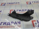 Заглушка бампера правая Mazda 3 (BL).  BCW8-50-101